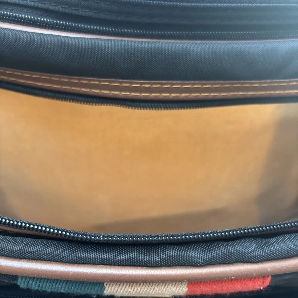 Vintage LARK Luggage Bag Small Suitcase /Briefcase 90s Black Nylon. 14 X‎ 18